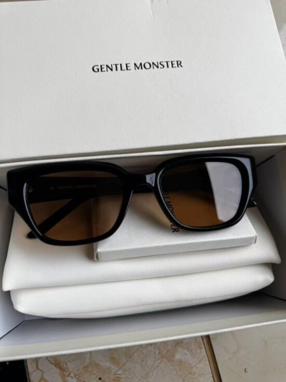 Gentle Monster Stylish Square Sunglasses